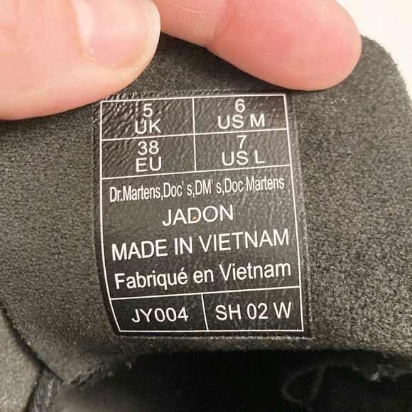 NWOT Dr. MARTENS Jadon Platform Combat Boots Black Polished smooth SZ: 7 (W) - Picture 9 of 15